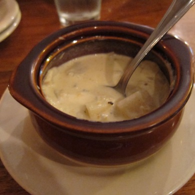 Chowdah at Frankie and Johnny's